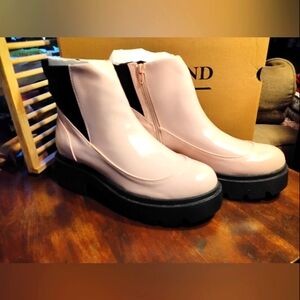 Portland Boot Company Women's Lug Sole Hiker Booties Pink ~ Size 10 New